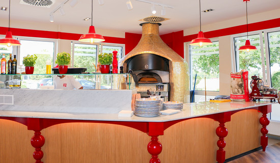 Traditioneller Pizzaofen